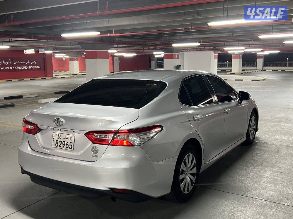 للبيع كامري 20195