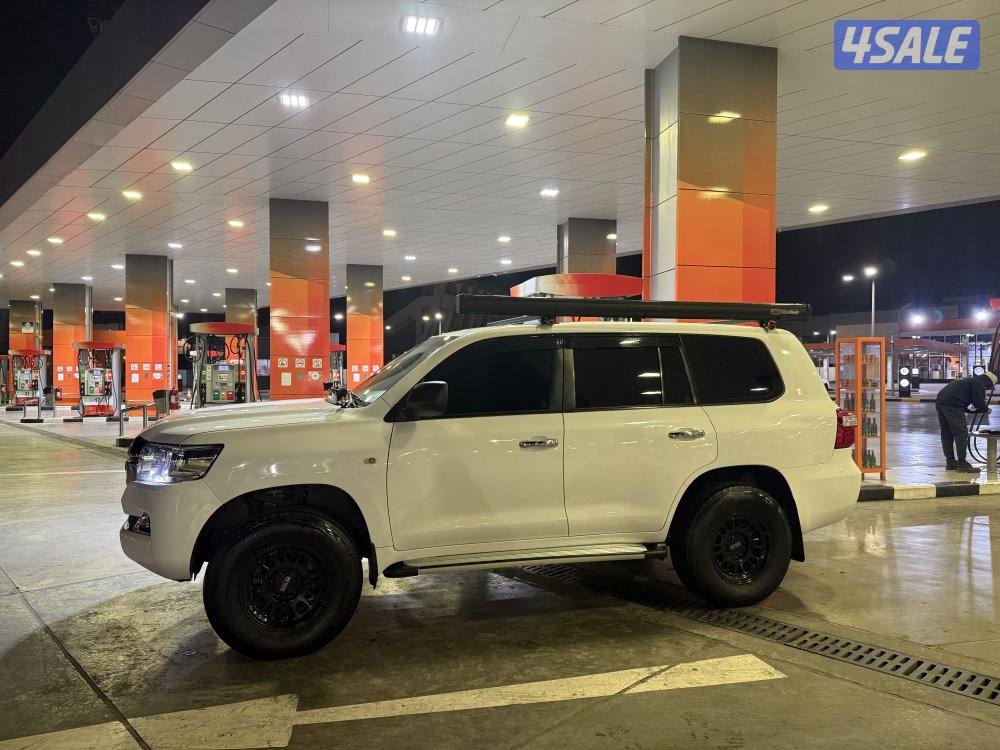 للبيع لاند كروزر ستاندر قير عادي0