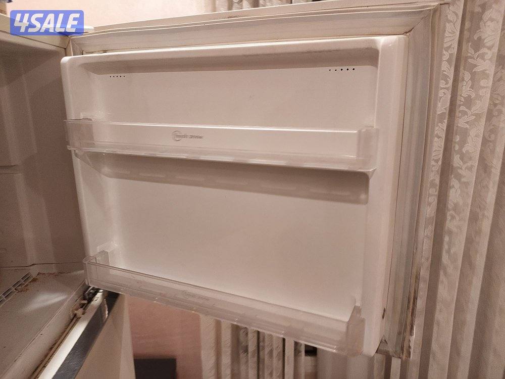 ثلاجة ويست بوينت 16 قدم نوفروست بحالة جيدة Westpoint 16 feet no2