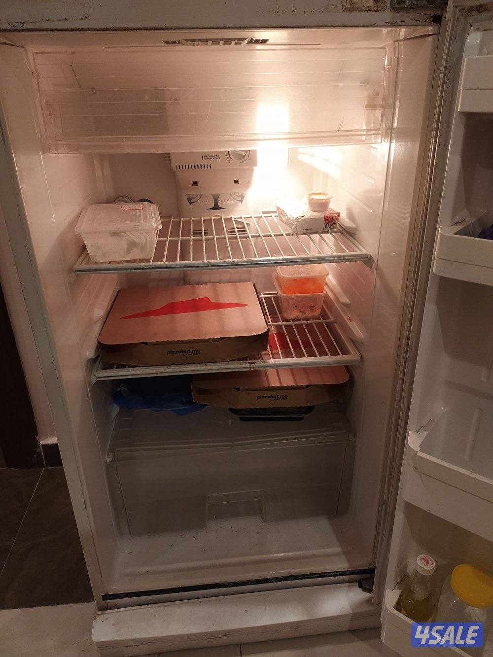 ثلاجة ويست بوينت 16 قدم نوفروست بحالة جيدة Westpoint 16 feet no6