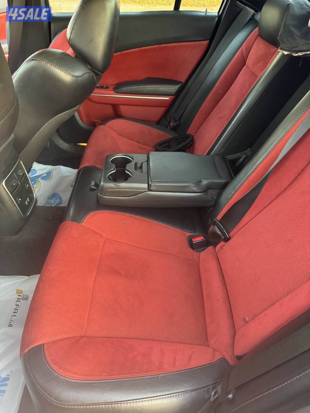 دودج تشارجر R/T PLUS 8V7