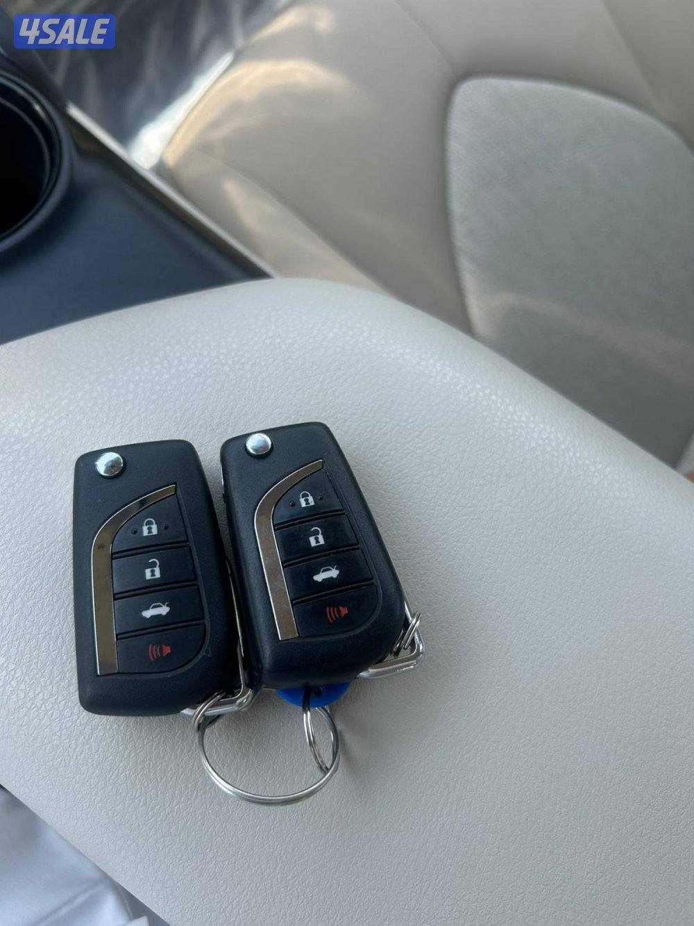 كامري 2020 صبغ الوكاله عدا قطعتين ماشي 150 ألف  شرط الفحص9