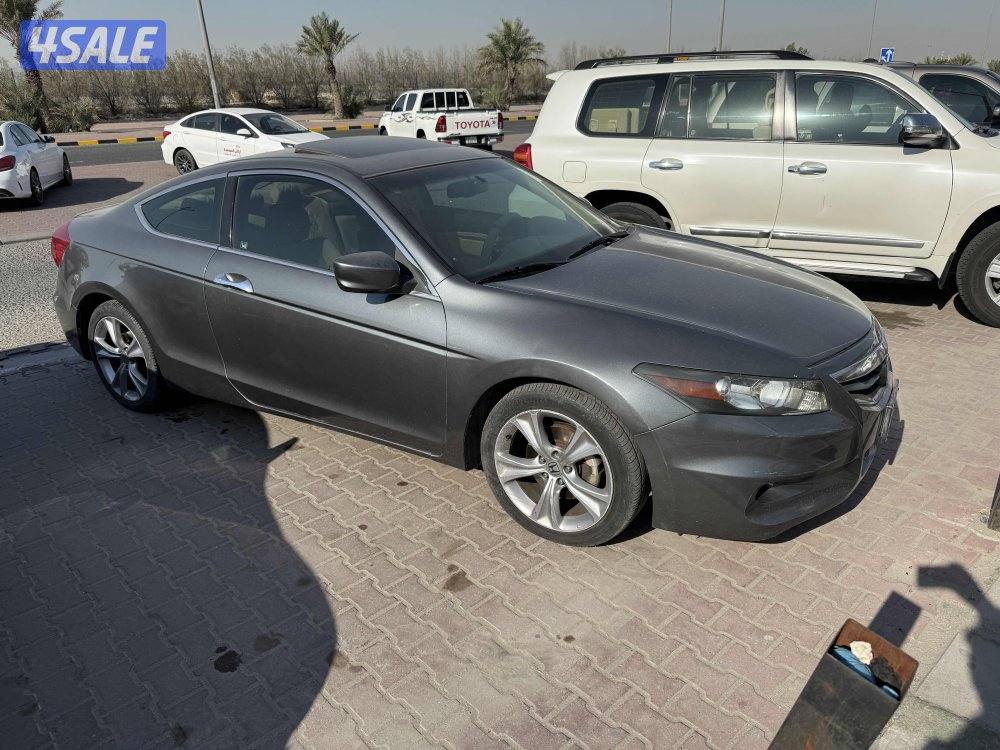 للبيع  هوندا اكورد.  20120