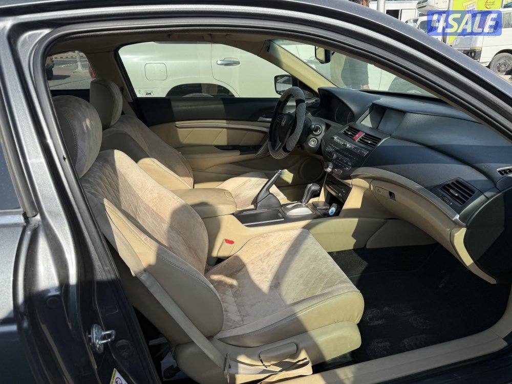 للبيع  هوندا اكورد.  20123