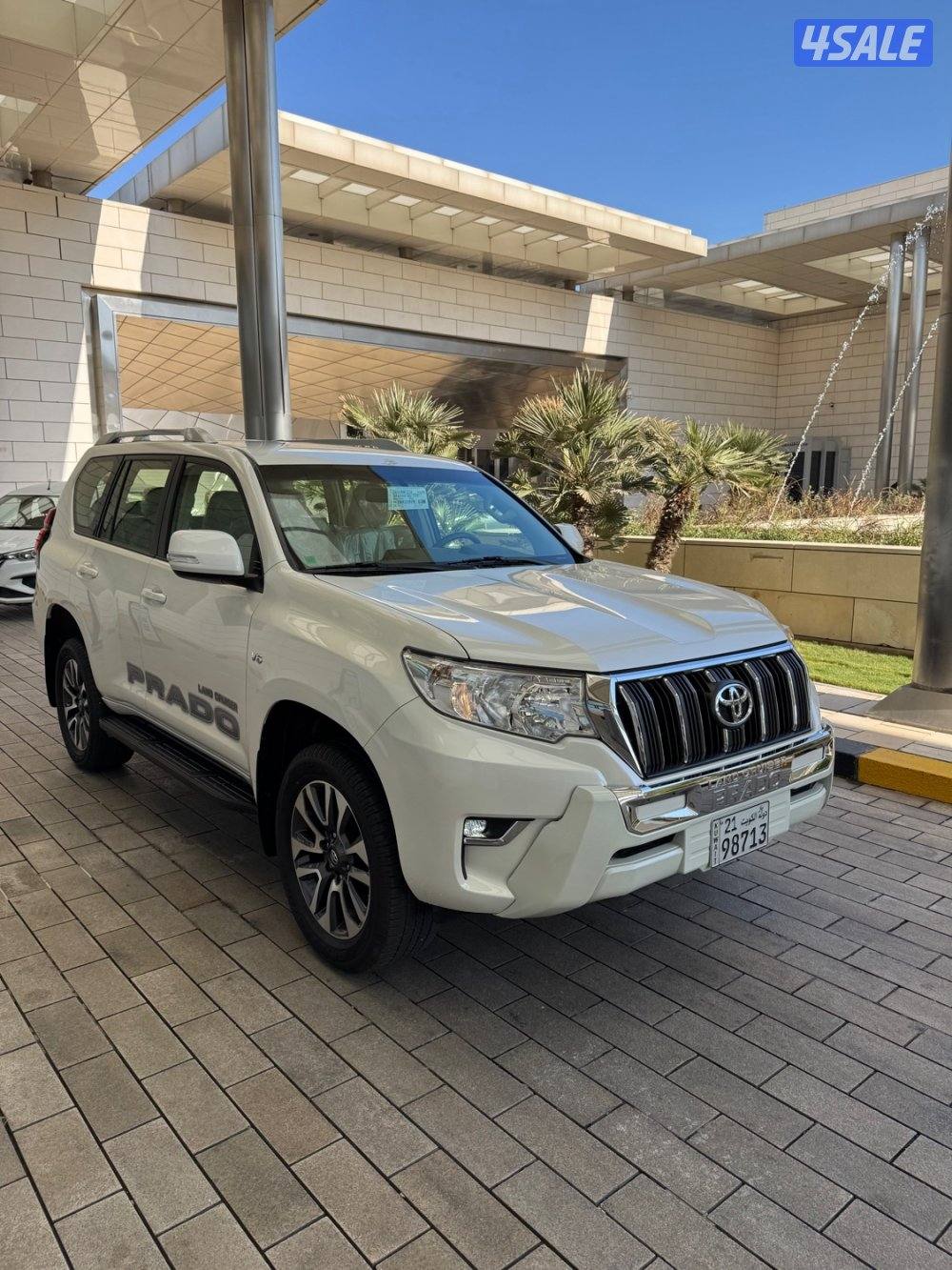 برادو TXL الساير عداد (26) الف كم.2