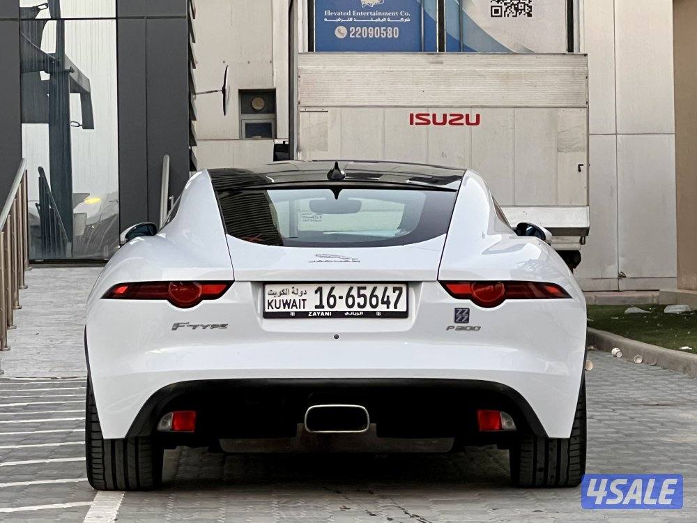 F-Type p300 / 20194