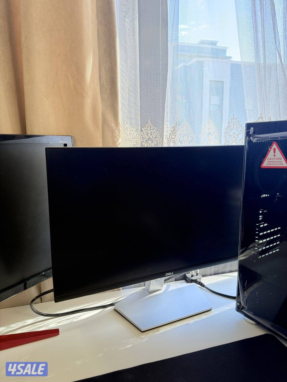 للبيع كمبيوترpc مع شاشتين نظيف2