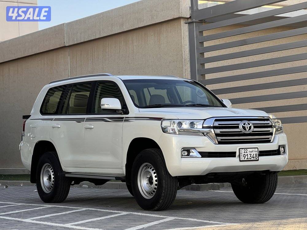 لاندكروزر GX / ٢٠١٩ / قير عادي5