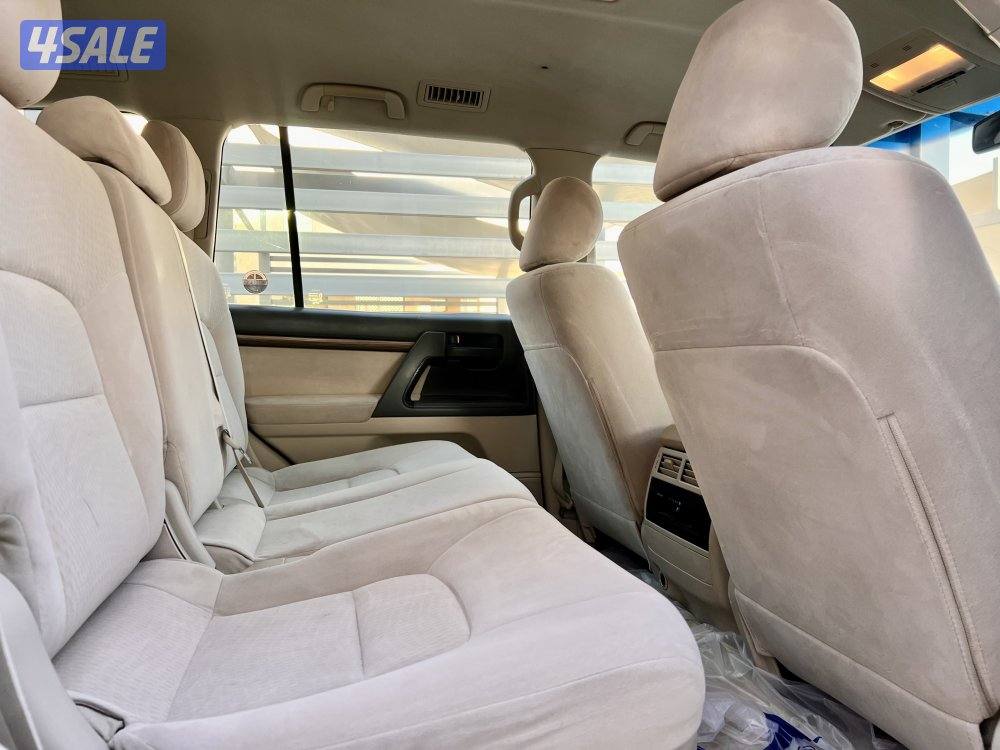 لاندكروزر GX / ٢٠١٩ / قير عادي10