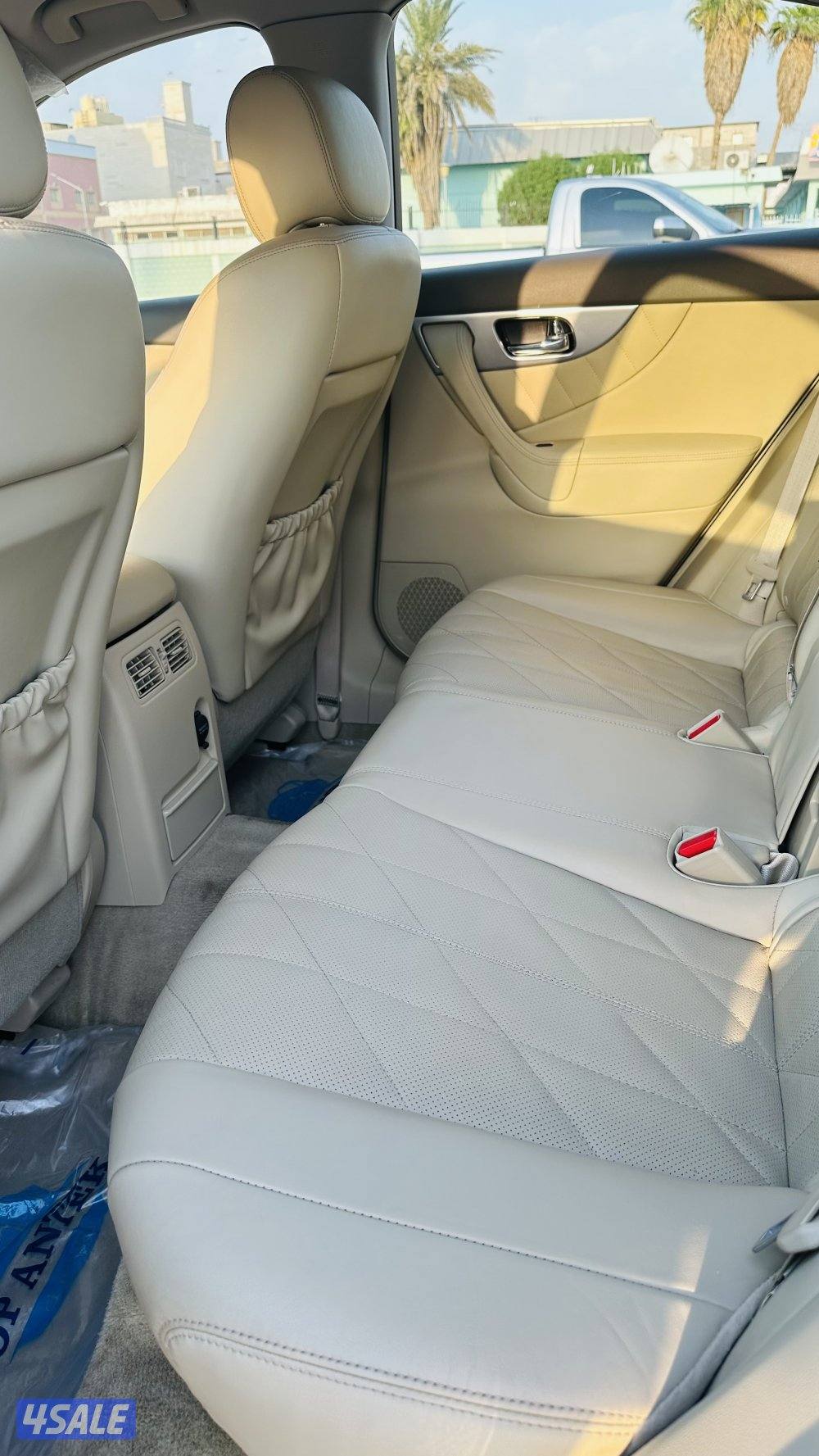 انفينيتي QX70 2017 ماشي ٧٤ الف9