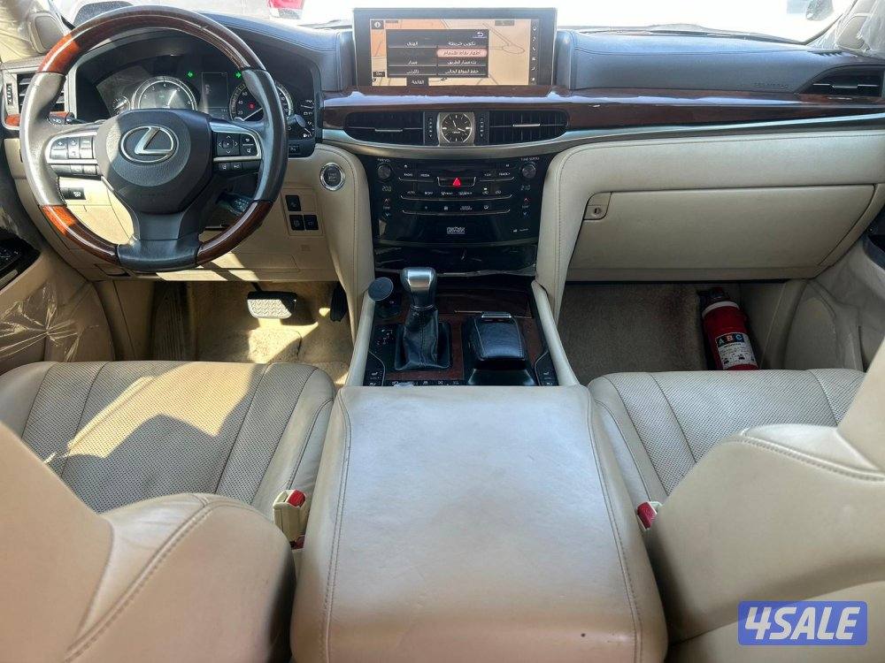 لكزس LX570 درجة اولى موديل 2017 ماشى 202.000 k.m وارد الساير.6