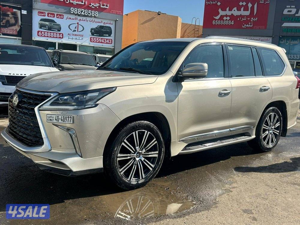 لكزس LX570 درجة اولى موديل 2017 ماشى 202.000 k.m وارد الساير.8