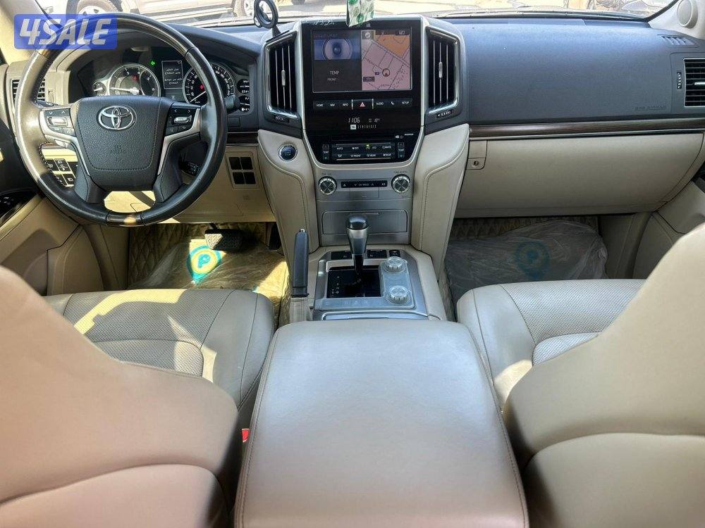 تويوتا لاند كروزر VX.R_V8-5.7  موديل 2021 ماشى 154.000 k.m6