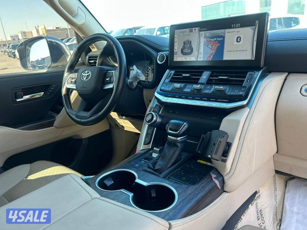 تويوتا لاند كروزر VX.R twin turbo.V6 موديل 2022 ماشى 60.000 k.m6