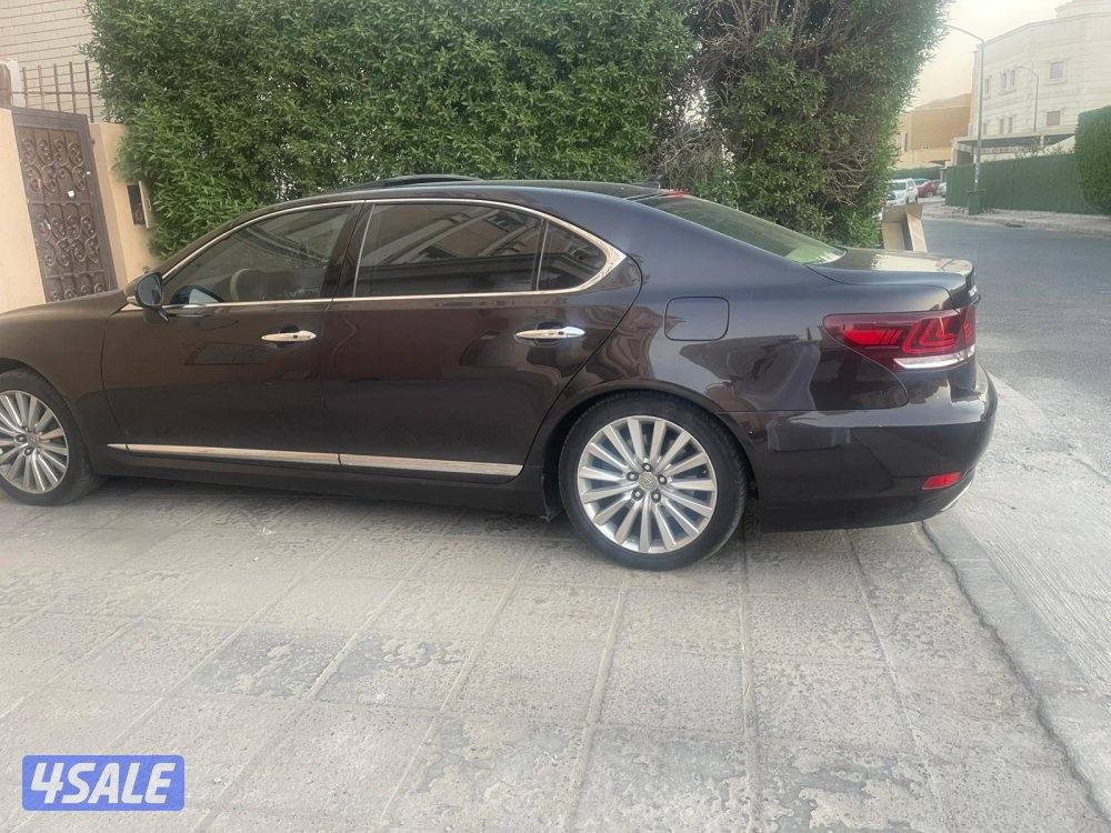 للبيع لكزس ٤٦٠ لارج0