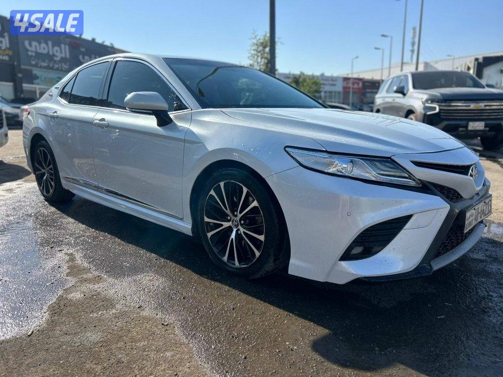 تويوتا كامرى V6-SE موديل 2020 ماشى 197.000 k.m وارد الساير2