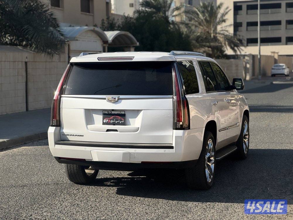 كادليك اسكاليد ٢٠١٦1