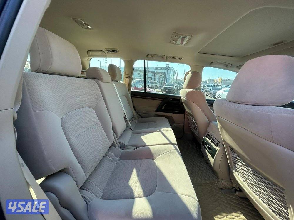 لاند كروزر GX.R-V6 موديل 2020 ماشى 149.000 k.m وارد الساير .4