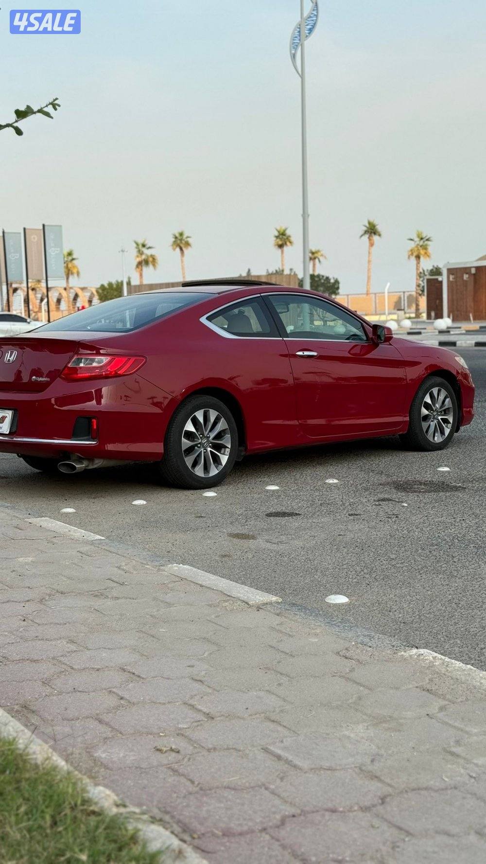 هوندا اكورد موديل 2014 / بحاله ممتازه2