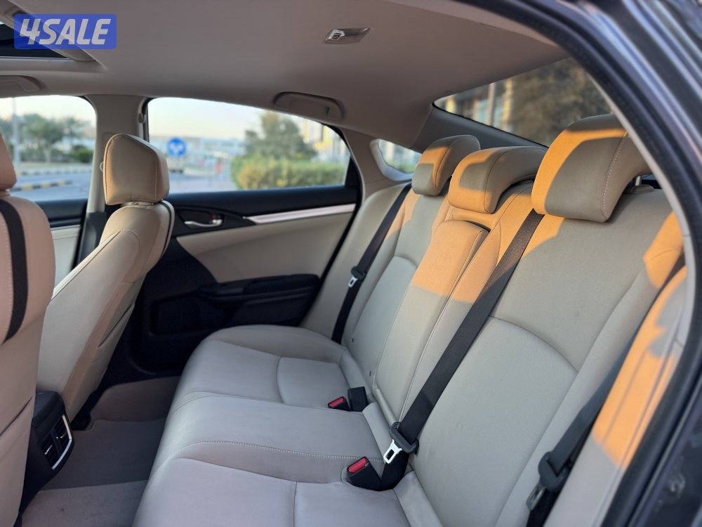 للبيع : هوندا سيفيك : موديل 2020 : عداد 67 الف كم6