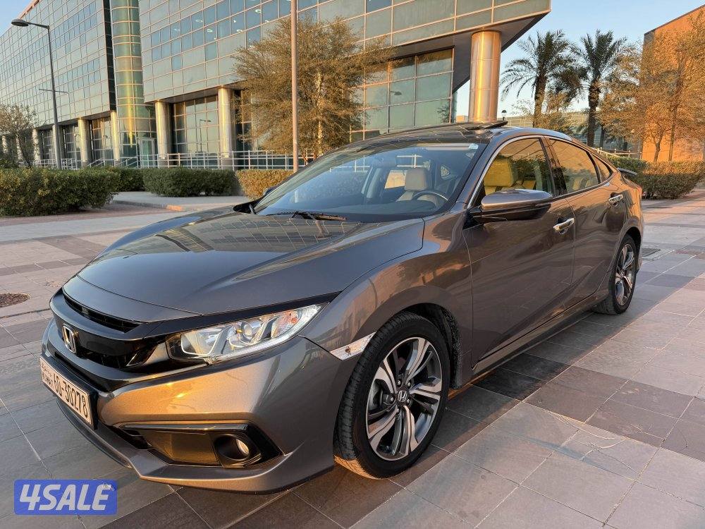 للبيع : هوندا سيفيك : موديل 2020 : عداد 67 الف كم7