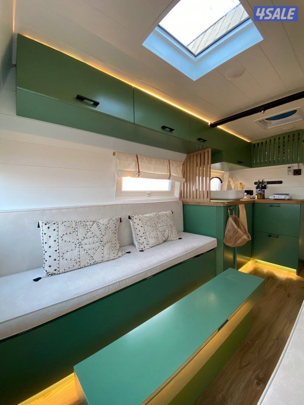 فان فورس – سيارة رحلات فريدة من نوعها!1