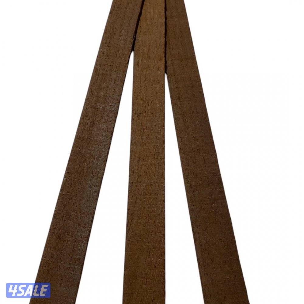 أخشاب متعددة من الأنواع لصناعة العود4