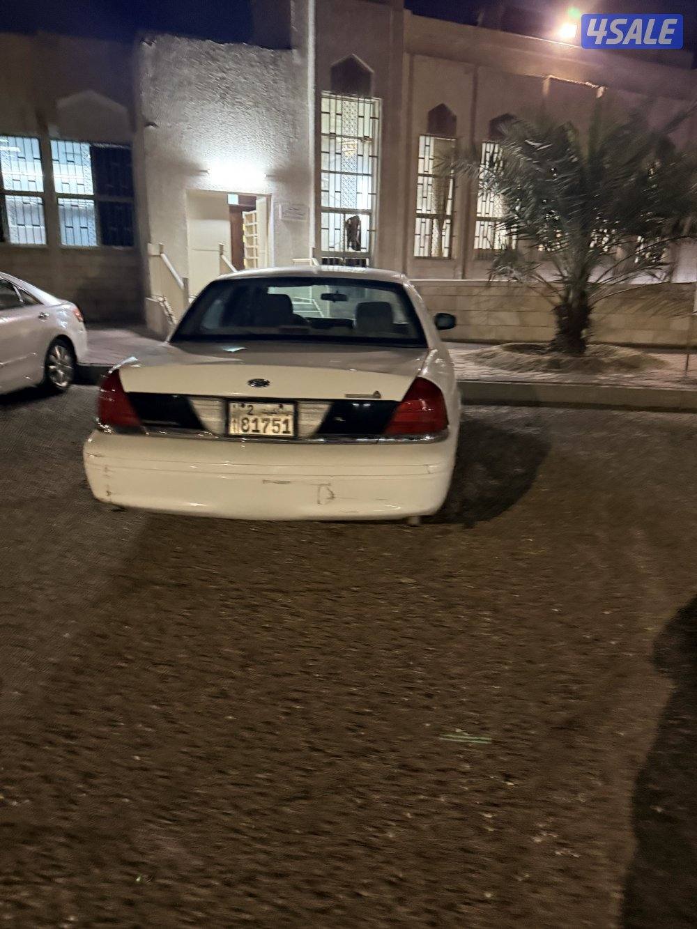 فورد كراون فوكتوريا٢٠١١3