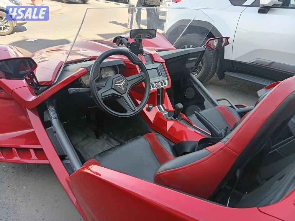 سلينق شوت
نوع SL 
عداد39 الف كيلو 
موديل2015 بحالة الوكالة شرط الفحص3