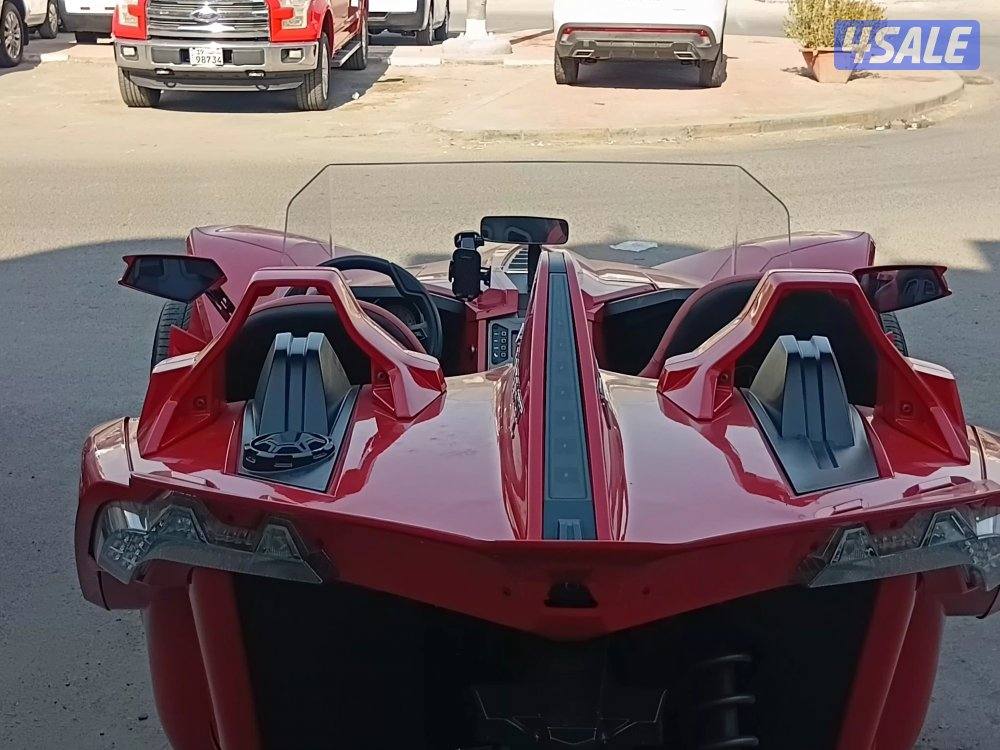 سلينق شوت
نوع SL 
عداد39 الف كيلو 
موديل2015 بحالة الوكالة شرط الفحص6