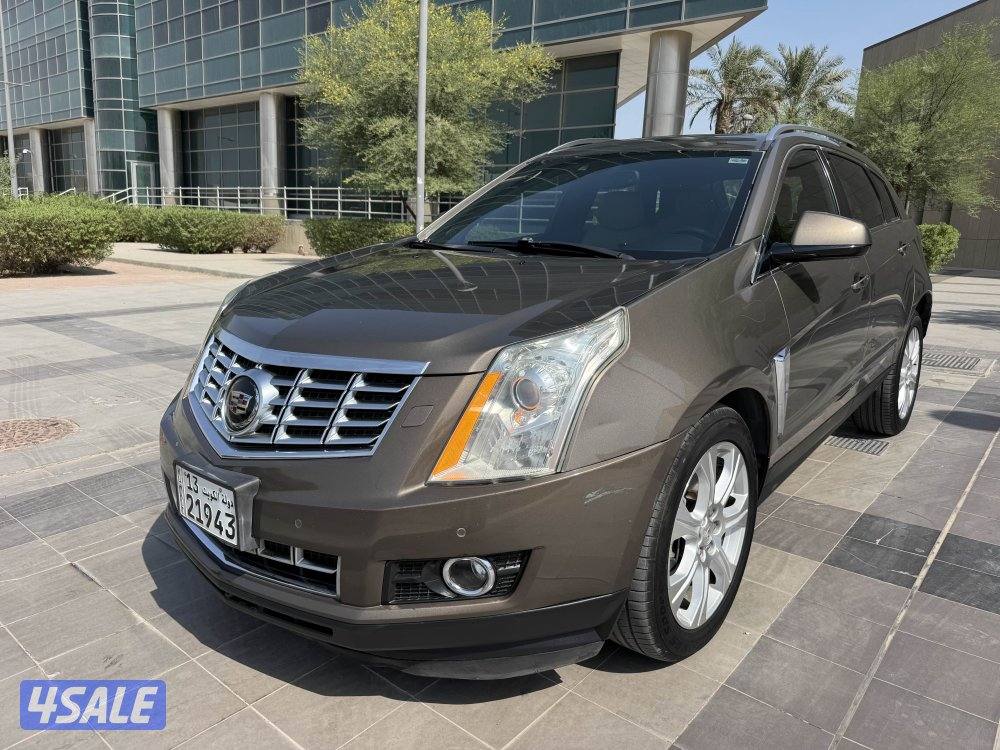 للبيع : جيب كاديلاك : موديل 2013 : عداد 100 الف كم2