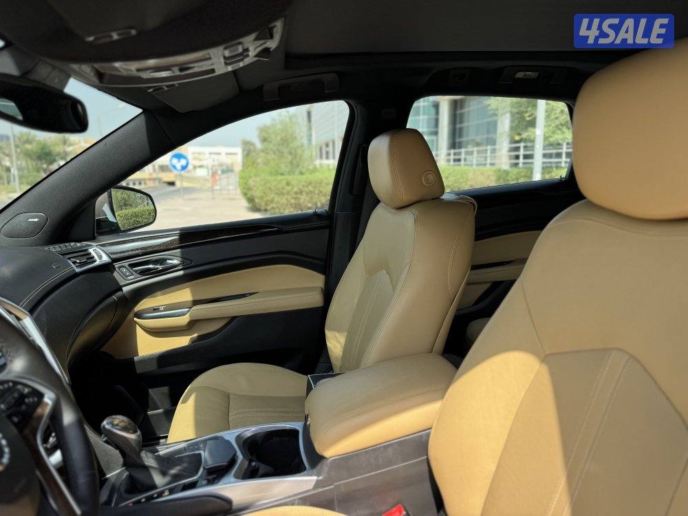 للبيع : جيب كاديلاك : موديل 2013 : عداد 100 الف كم7