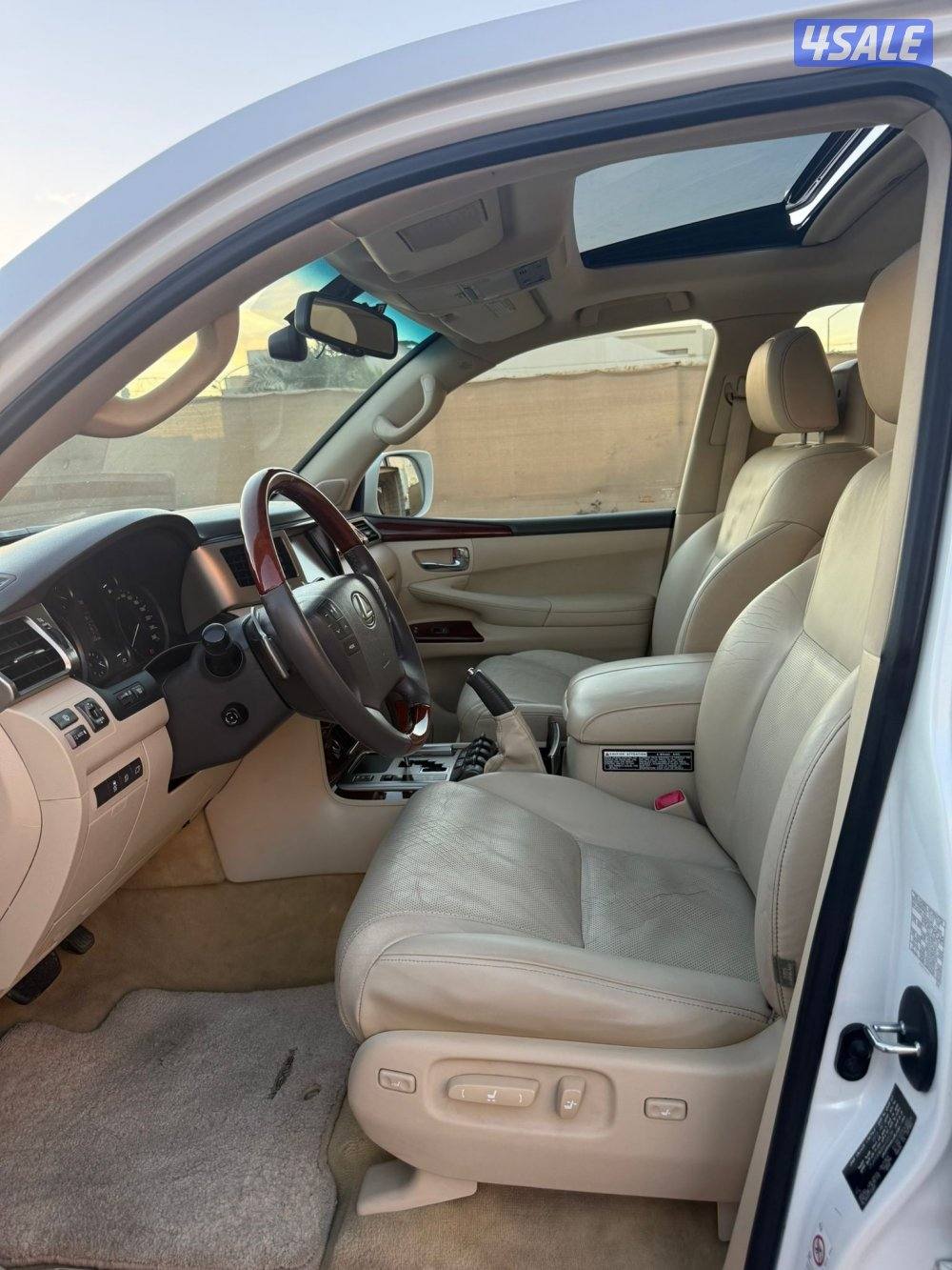 للبيع لكزس 2013 صبغ الوكاله عداده 2306