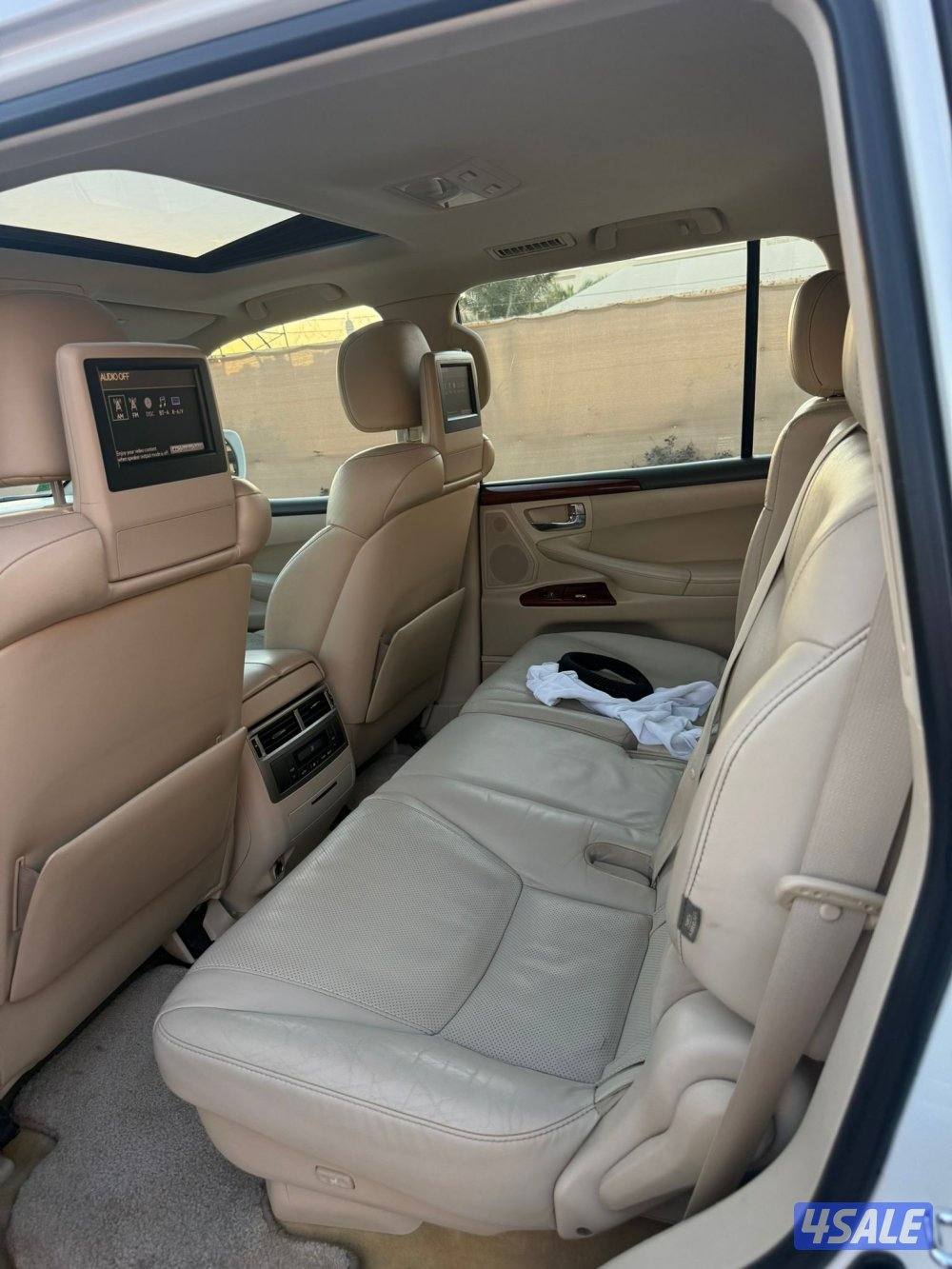 للبيع لكزس 2013 صبغ الوكاله عداده 2307