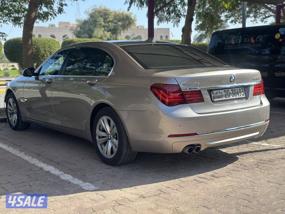 بي ام دبليو 730LI 20130