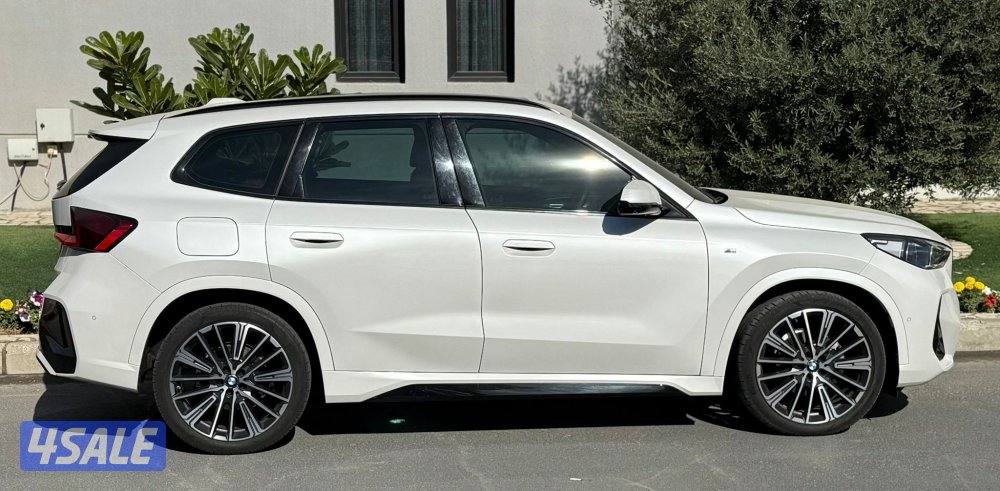 بي ام دبليو - X1 Mpackage - 2025 - وارد الغانم3