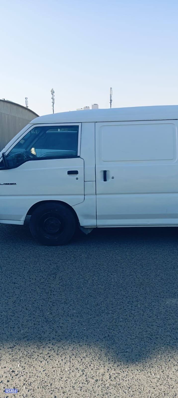 البيع باص ميتسوبيشي ٢٠٠١ نظيف1