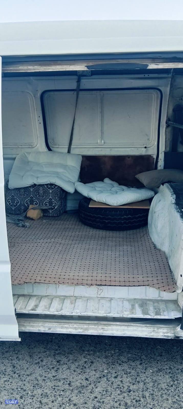 البيع باص ميتسوبيشي ٢٠٠١ نظيف2