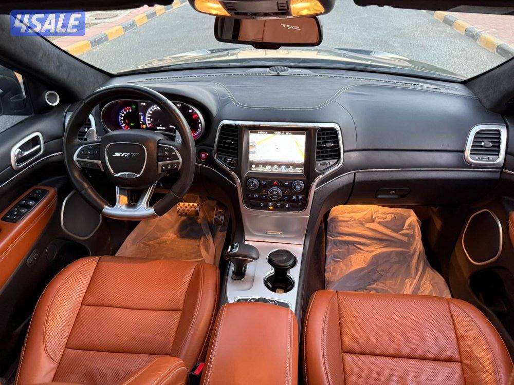 شروكي SRT موديل 2014 صبغ الوكاله وارد الوكاله بحاله ممتازه13