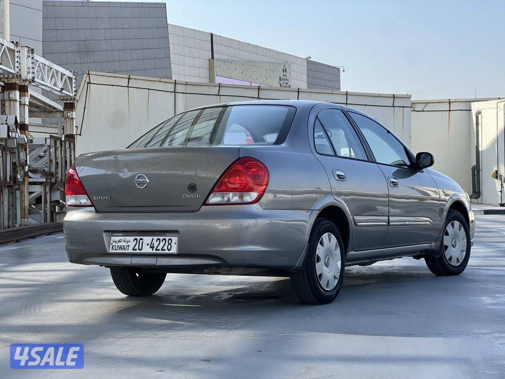 نيسان صني_موديل20111