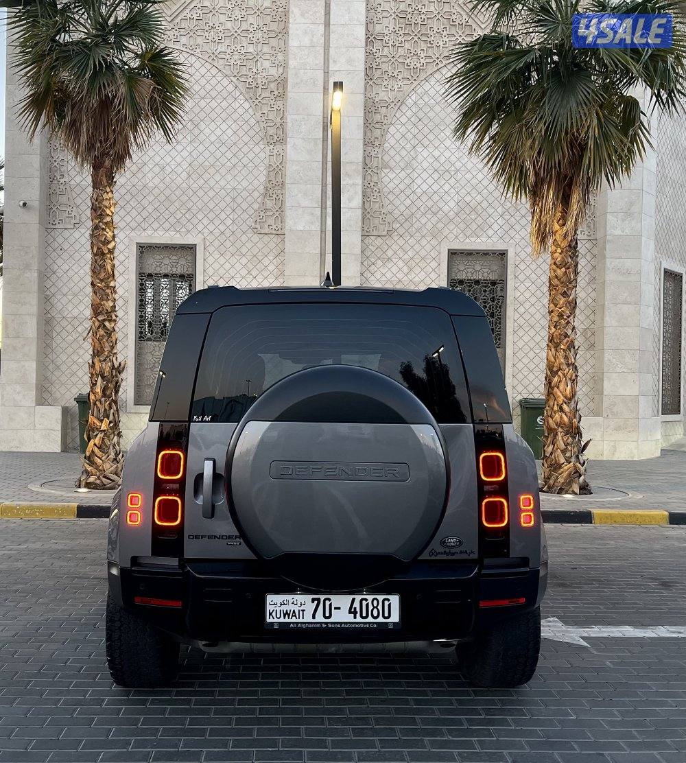 ديفندر 6 سلندر بلاك ايديشن 20236