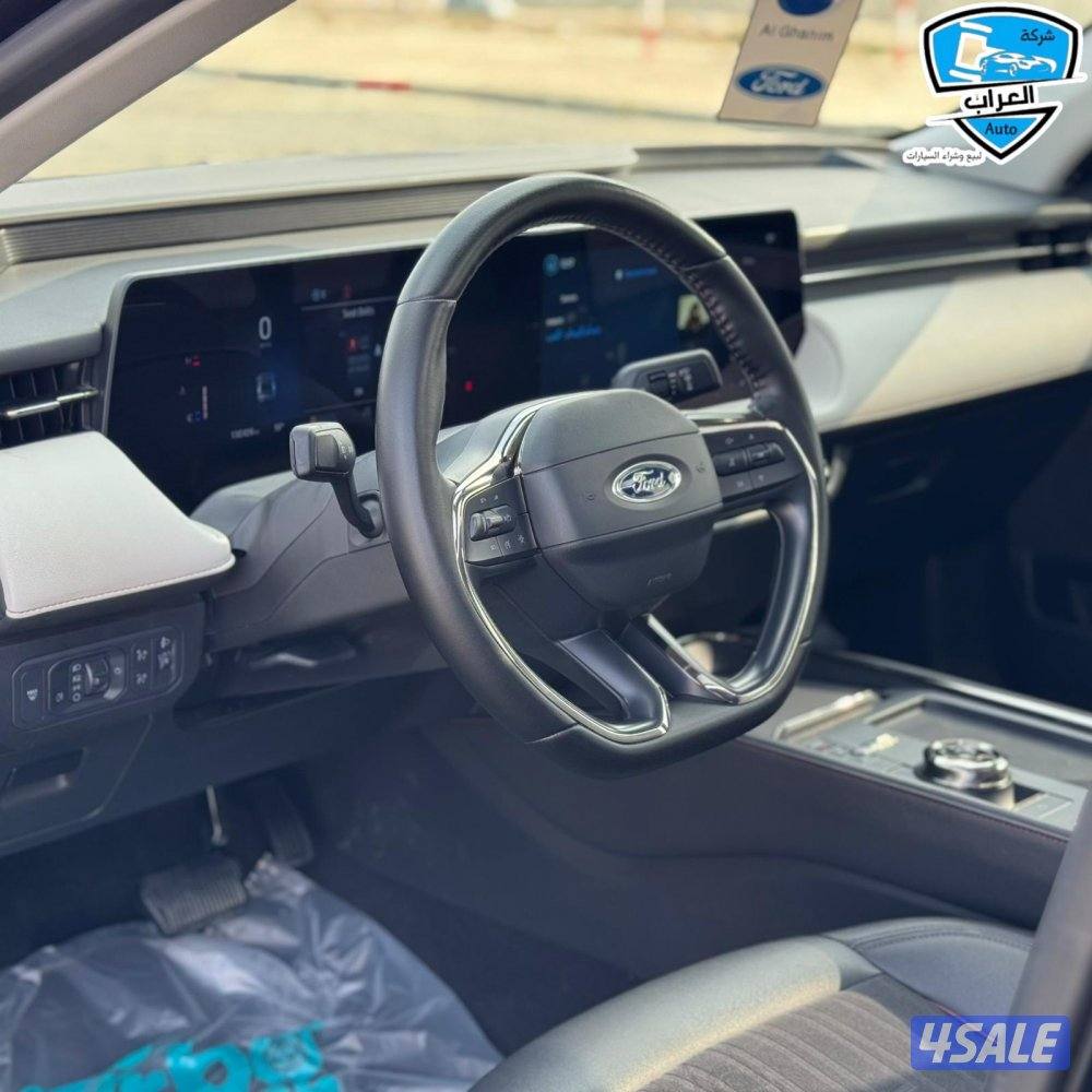 فورد تورس 20235