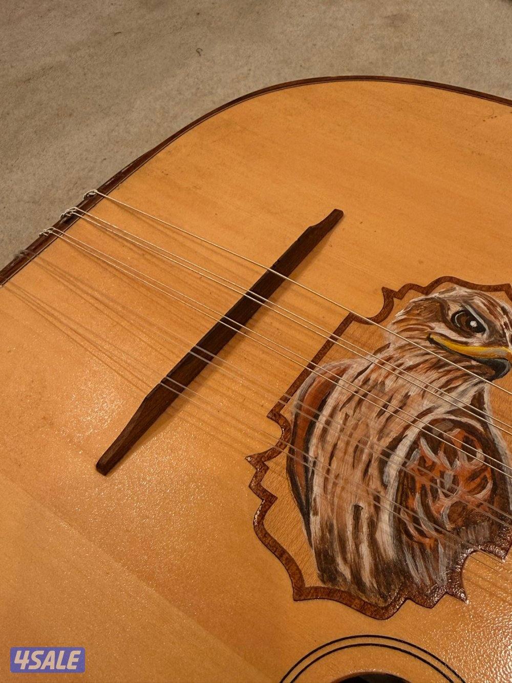 عودي للبيع ، كويتي من زرياب ، اوتار اورورا ، مع جنطه و اربع  ريش3