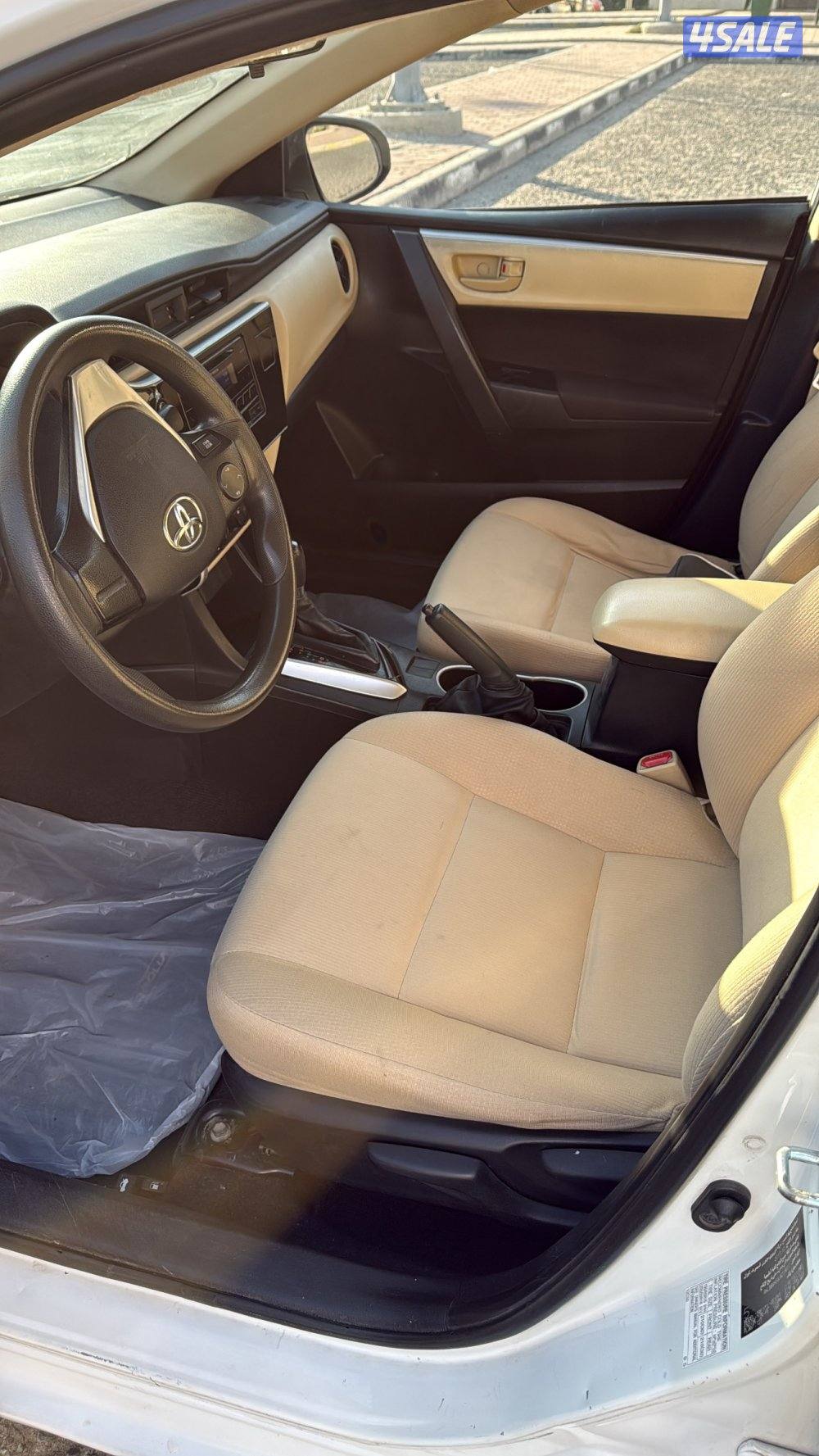 للبيع كورولا 20182