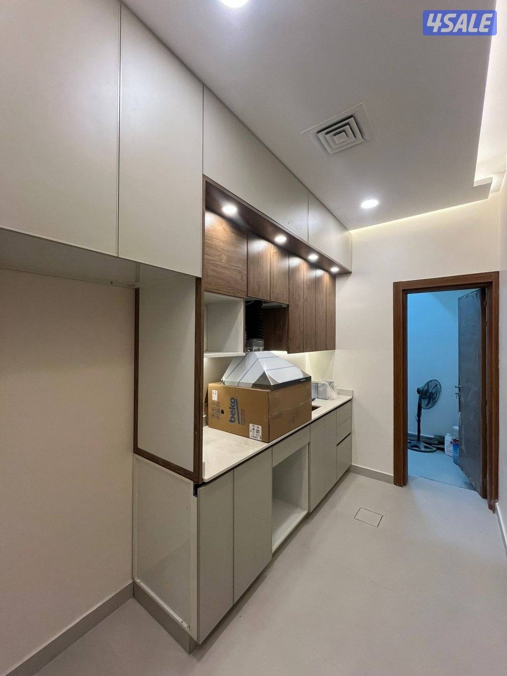 للإيجار شقه في الزهراء8