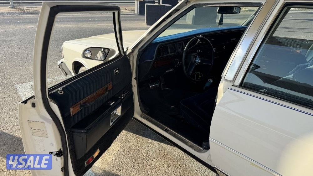 كابرس  موديل ٨٧ ممشى ٣٠٠ و شي قابل للزياده مصبوغ عام مكينه ٣٥٠ قير٧٠٠4