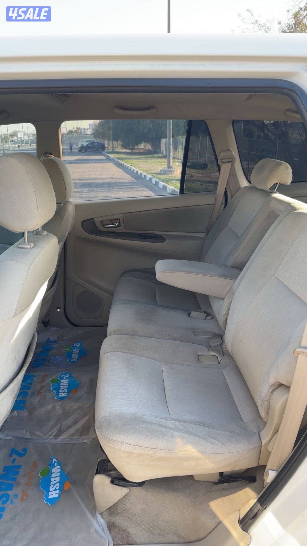 تويوتا انوفا 20102