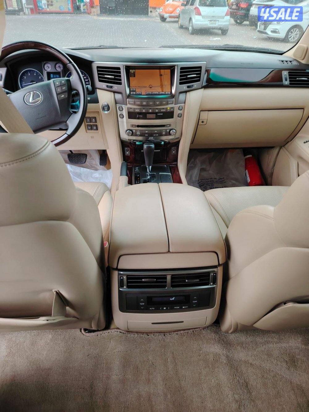 لكزس lX570 الساير 2011 بحاله نادره عداد 121 ااف6