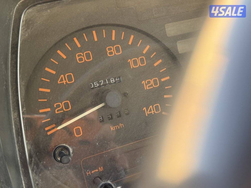 ميتسوبيشي موديل 1992 مخزن عداد قليل 57 الف عليه ونش9