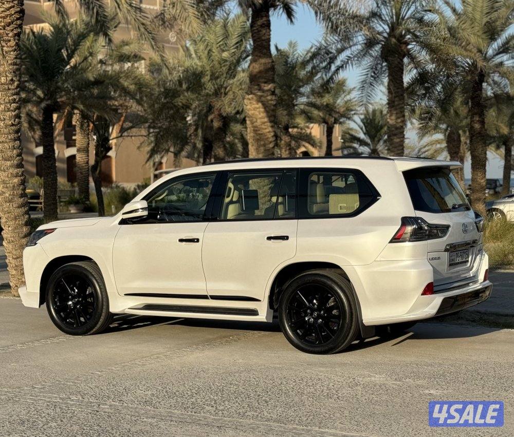 للبيع لكزس بلاك ايدشن2